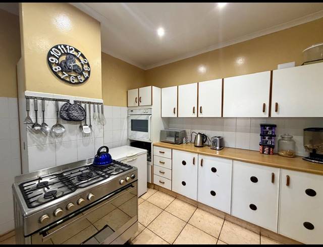 3 BEDROOM HOUSE FOR SALE IN BIRDSWOOD